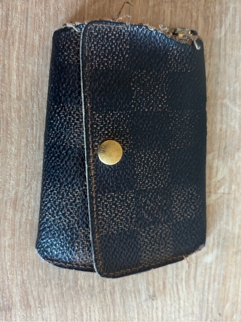 Classic Black Textured Women's key holder